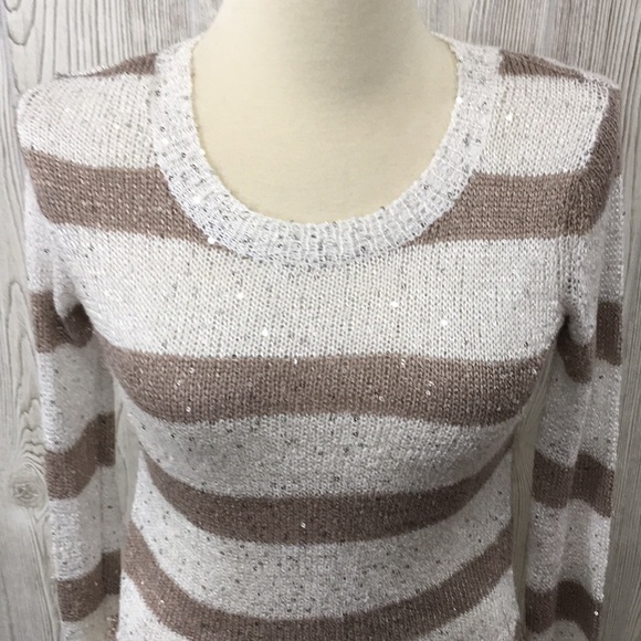 𝅺RUE21 Sequined Sweater Brown & White Striped size Small - Picture 2 of 9